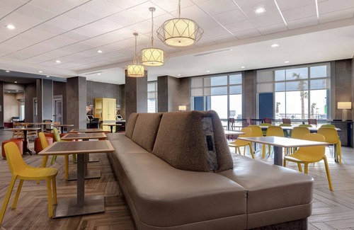 Galveston Hotel | Home2 Suites By Hilton Galveston