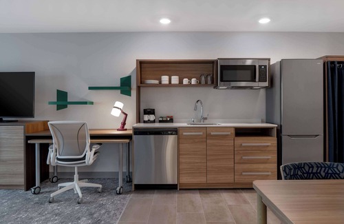 Sheboygan Hotel | Home2 Suites By Hilton Sheboygan