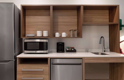 Sheboygan Hotel | Home2 Suites By Hilton Sheboygan