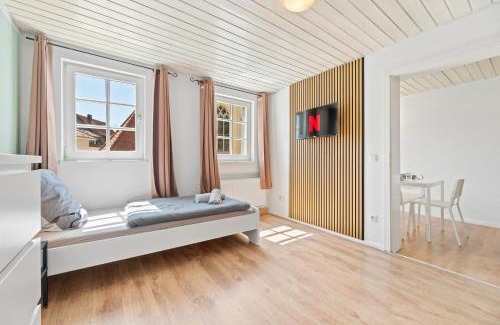 Unterboihingen Apartment | home2stay Apartments für Monteure in Wendlingen Kitchen,Wifi,Smart TV NEW