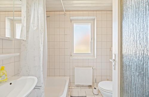 Unterboihingen Apartment | home2stay Apartments für Monteure in Wendlingen Kitchen,Wifi,Smart TV NEW