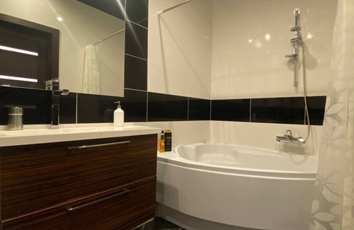 Moskovsky District Apartment | HomeApatr Dzerzhinsky Ave