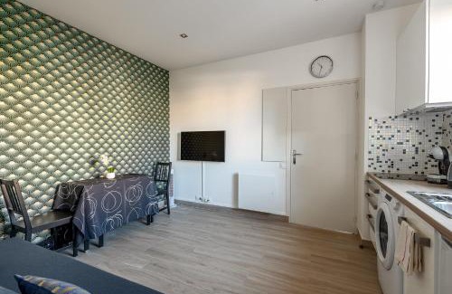 Montry Apartment | HomeDj 1 Bedroom Ground Floor Apartment