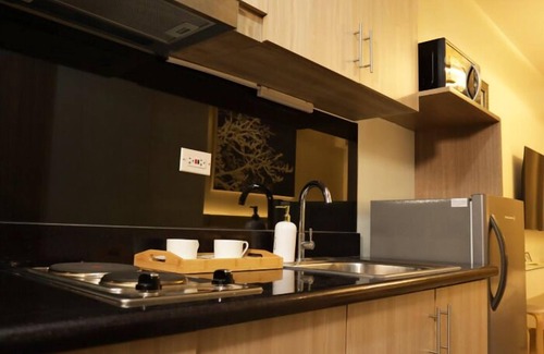Barangay 76 Condo | Homefort iHotel at Shore 2 Residences