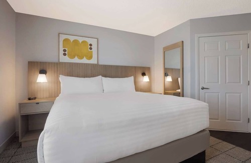 Irvine Industrial Complex-East Hotel | Homelike Extended Stays! Pet-friendly Accommodation with Full Kitchen