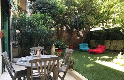 Gambetta Apartment | Homelivia, Luxueux Appartement avec Jardin privé