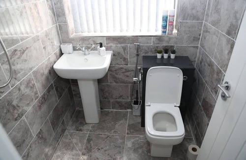 Acocks Green Apartment | Homely 1-bed Apartment in Birmingham