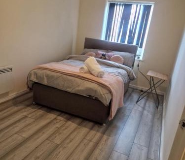 Middleton Apartment | Homely 2 bedrooms Flat
