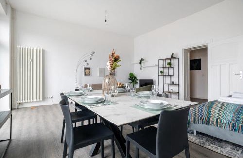 Prenzlauer Berg Apartment | Homely Berlin - Spacious, Modern, S-Bahn Nearby , Groups & Families