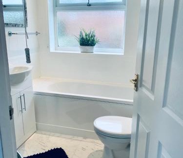 Rotherham House | Homely Detached 3 bedroom house near Sheffield