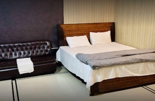 Bahria Town House | Homely Guest House