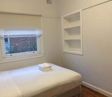 Marsfield House | Homely Private Double Room in Marsfield - Well-Connected Suburb Shared Bathroom