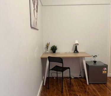 Marsfield House | Homely Private Double Room in Marsfield - Well-Connected Suburb Shared Bathroom