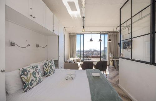 Cape Town Apartment | Homely Studio Apartment in Cape Town