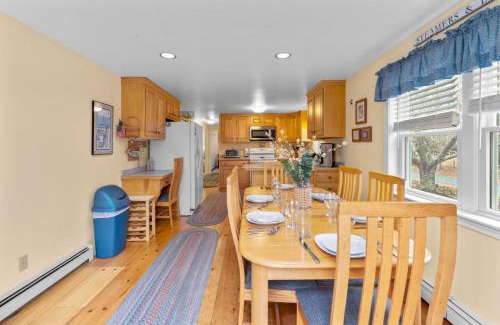 East Harwich House | Homeport Harwich by the Lakes