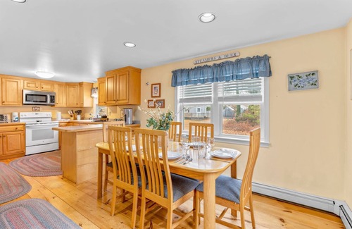 Harwich House | Homeport Harwich by the Lakes w/3 Kayak's
