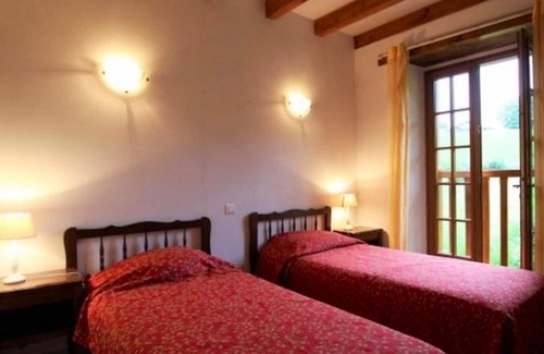 Saint-Etienne-de-Baigorry House | Homerez - House for 6 ppl. with spa and garden at Saint-Étienne-de-Baïgorry