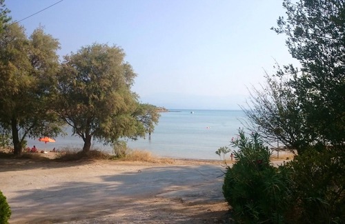 Chalcis Apartment | Homerez - 60 m away from the beach! Spacious appartement for 6 ppl. at Anthidona