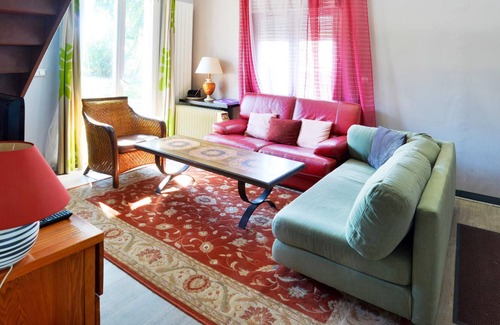 Ferolles-Attilly House | Homerez - Amazing house for 4 ppl. with garden and terrace at Férolles-Attilly