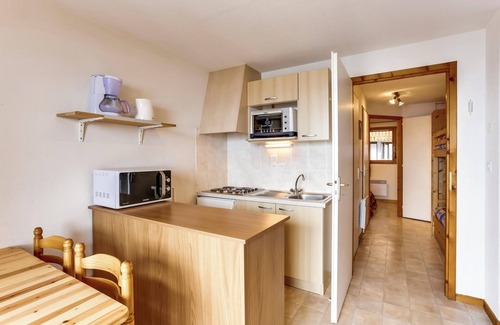 Thollon-les-Memises Apartment | Homerez - Apartment Thollon, lake