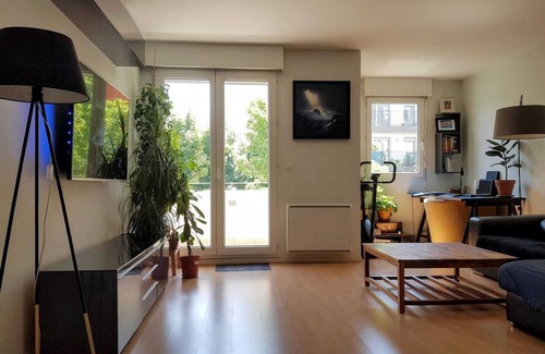 Palaiseau Apartment | Homerez - Apartment in Palaiseau