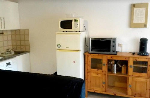 Les Arenes Apartment | Homerez - Appartement 900 m away from the beach for 4 ppl. with shared pool