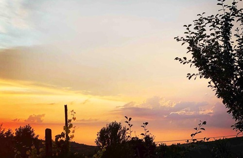 Monte San Pietro Apartment | Homerez - Appartement for 4 ppl. with shared pool and spa at Monte San Pietro