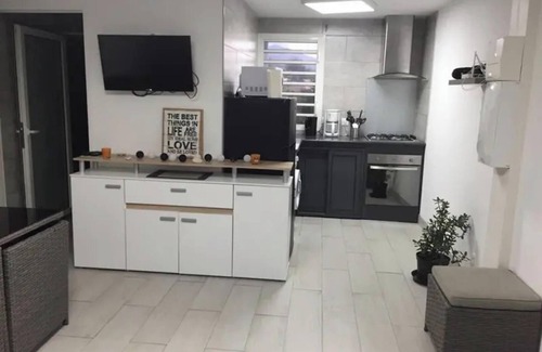 Trois-Bassins Apartment | Homerez - Apt. Les Trois-Bassins