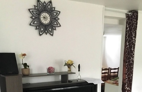 Pierrefitte-sur-Seine Apartment | Homerez - Beautiful studio for 2 ppl. with terrace at Pierrefitte-sur-Seine