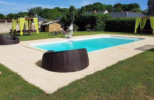 Vernou-sur-Brenne Apartment | Homerez - Big appartement for 15 ppl. with shared pool at Vernou-sur-Brenne