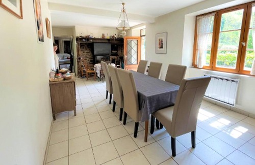 Bagnac-sur-Cele House | Homerez - Big house for 9 ppl. with terrace at Bagnac-sur-Célé