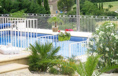 Lagorce Villa | Homerez - Big villa for 15 ppl. with swimming-pool and terrace at Lagorce