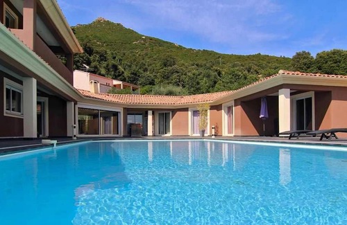 Ocana Villa | Homerez - Big villa for 12 ppl. with swimming-pool, garden and terrace at Ocana