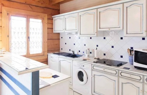 Sarlat-la-Caneda Ski Chalet | Homerez - Chalet Sarlat-la-Canéda