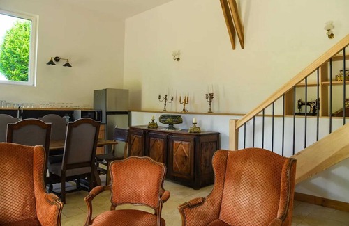 Castels Villa | Homerez - Charming Villa with Private Pool in Castels