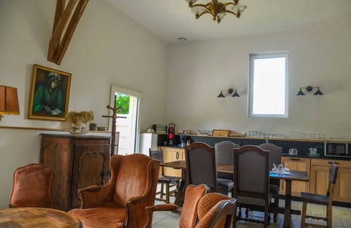 Castels Villa | Homerez - Charming Villa with Private Pool in Castels