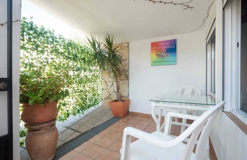 Cenes de la Vega House | Homerez - Charming Apartment Cenes de la Vega