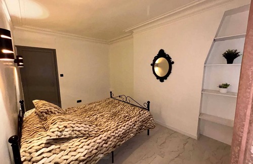 Quartier du Pont-de-Flandre Apartment | Homerez - Charming Apartment in the Heart of Paris