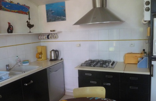 Plougasnou House | Homerez - Charming house in Plougasnou with fenced garden