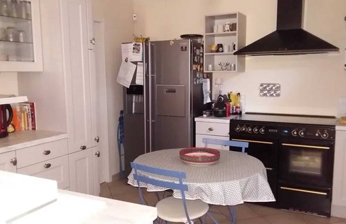 Collias Villa | Homerez - Charming Villa with Pool in Collias