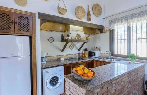 El Gastor Ski Chalet | Homerez - Comfortable Chalet in El Gastor with Private Pool