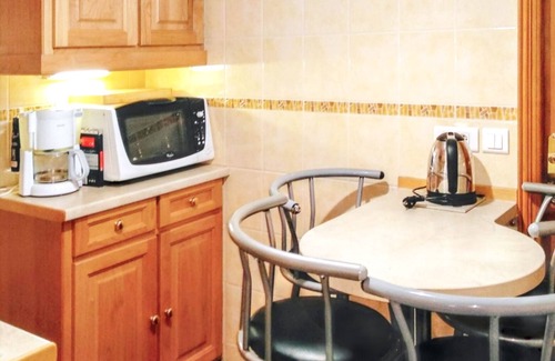 Alfortville Apartment | Homerez - Cosy apt in Alfortville