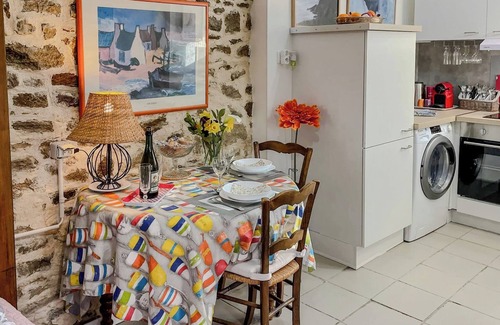 Goulien Apartment | Homerez - Cozy Studio in Goulien - 22 m² with Garden