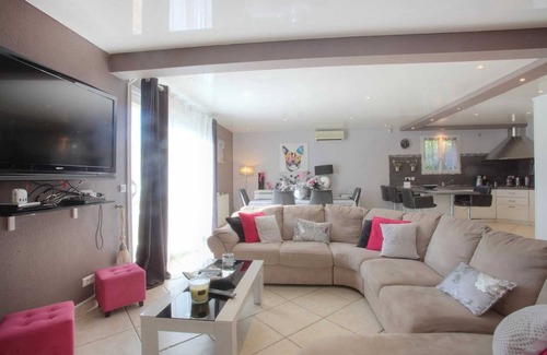 Furiani Villa | Homerez - Family villa with pool in Furiani