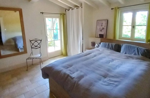 Gauriac House | Homerez - House for 4 ppl. with jacuzzi and garden at Saint-Ciers-de-Canesse
