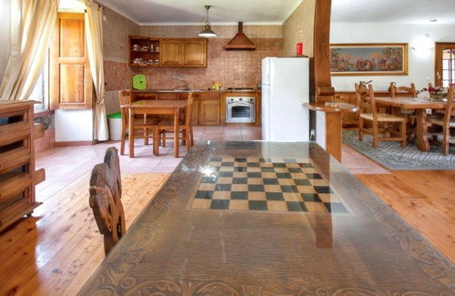 Sao Joao Batista House | Homerez - House in Porto de Mós