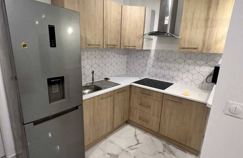 Le Blanc-Mesnil House | Homerez - House, Le Blanc-Mesnil