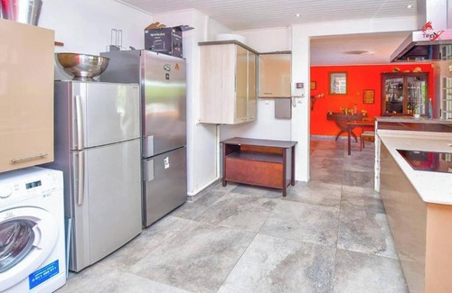 Fort-de-France Villa | Homerez - Luxurious Villa with Pool in Fort-de-France