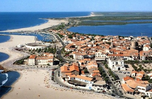 Roquefort-la-Bedoule Apartment | Homerez - Nice appartement 3 km away from the beach for 4 ppl. with shared pool
