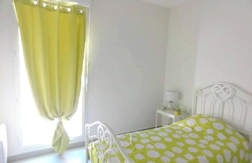 Saint-Assiscle Apartment | Homerez - Nice apartement 12 km away from the beach for 6 ppl. at Perpignan